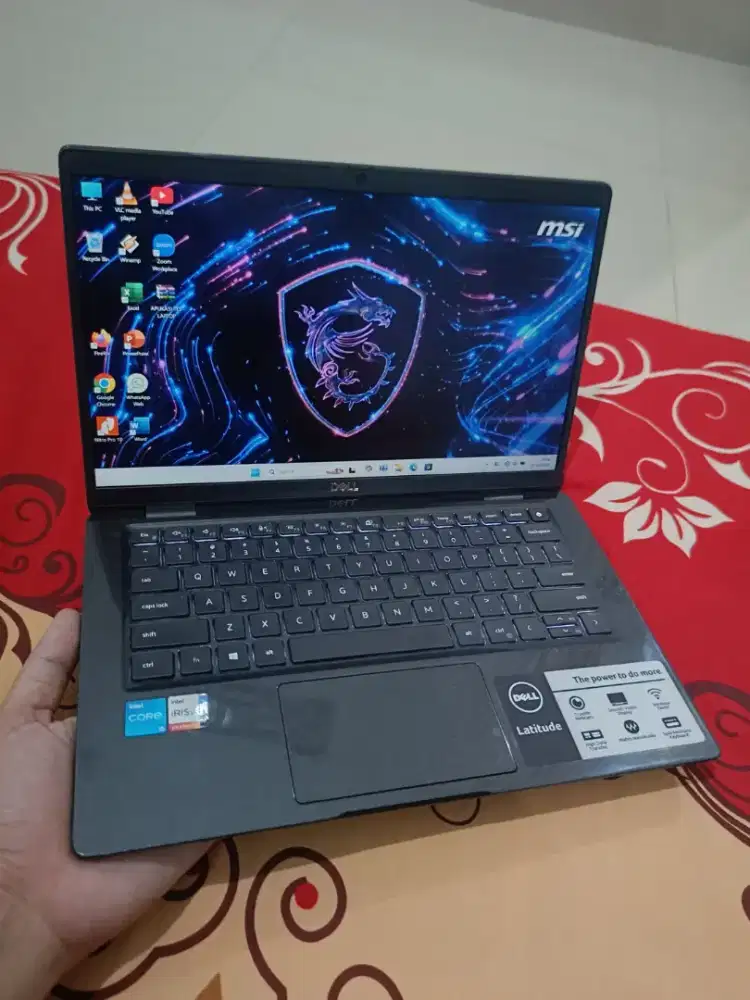 Laptop Dell Latitude Core i5 Gen 11 RAM 8GB SSD 512GB Slim