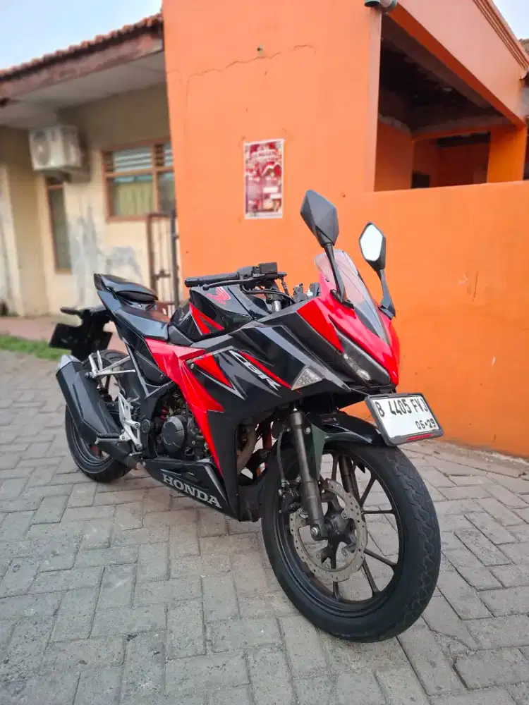 Honda CBR 150R facelift 2019 Siap Pakai
