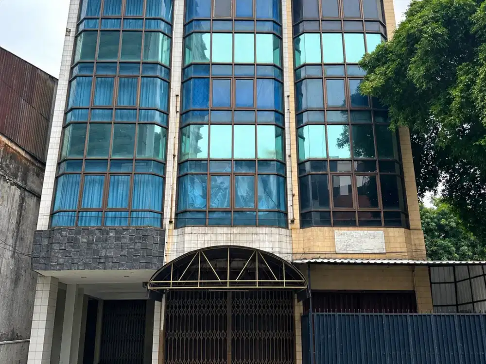 DISEWAKAN RUKO STRATEGIS 4 LANTAI – PINTU AIR, JAKARTA PUSAT