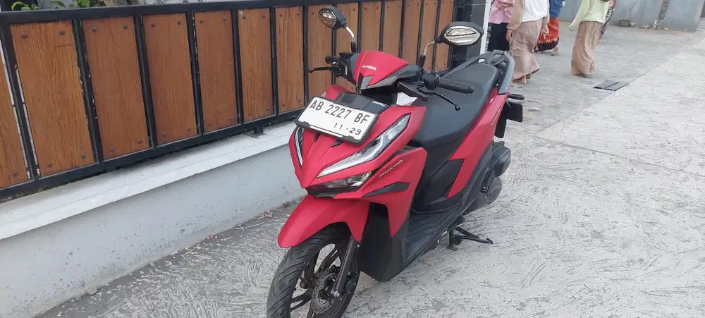 Vario 125 new keyles FI esp ISS