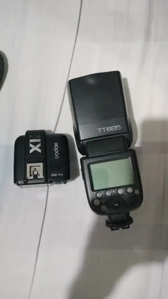 Jual flash godox tt685 + godox x1 triger