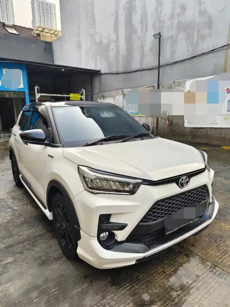 Toyota Raize 2021putih two tone AT turbo gr sport