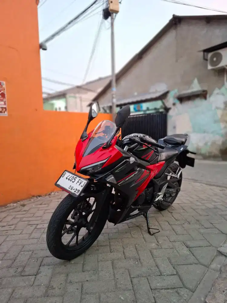 Honda CBR 150R 2019 Siap Pakai