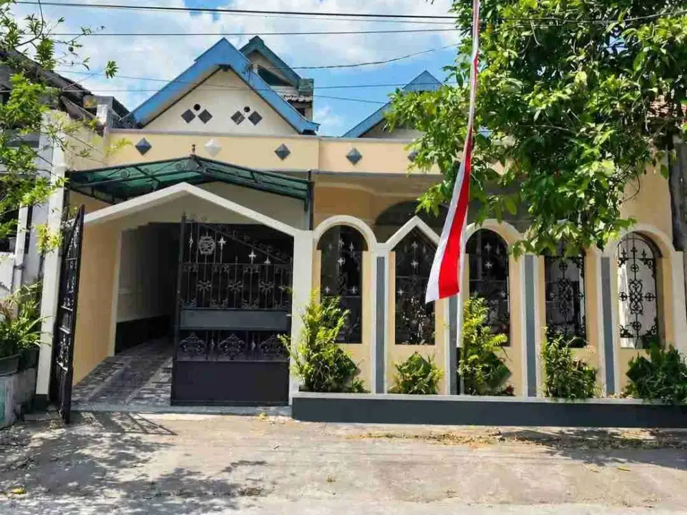 Rumah Bagus Murah Dekat Tol Klodran Colomadu