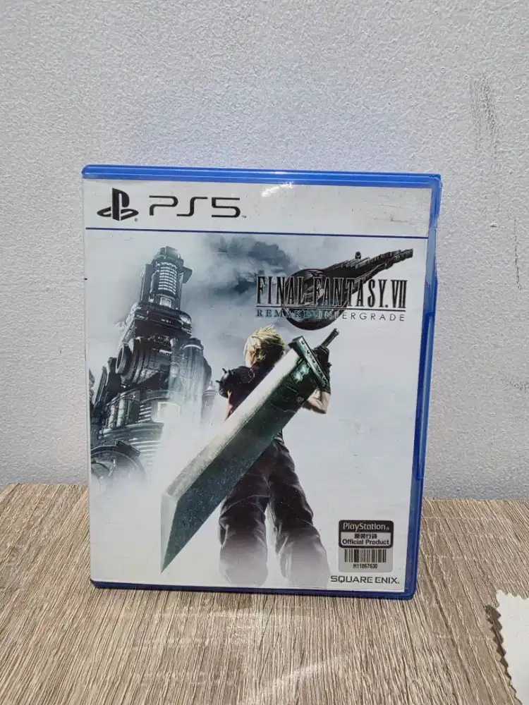 Bd kaset ps5 final fantasy 7
