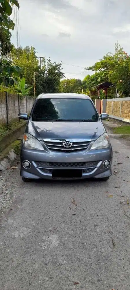 Toyota Avanza 2011 Bensin
