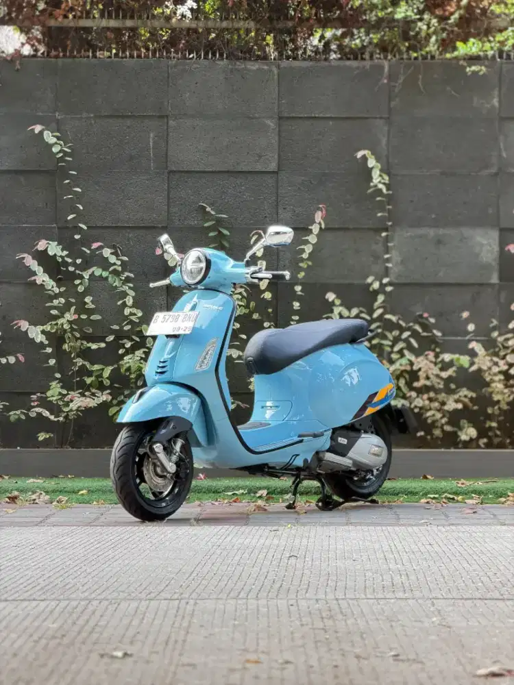 VESPA PRIMAVERA S NEW MODEL 150 IGET ABS LED TH 2024 PERFECT CONDITION