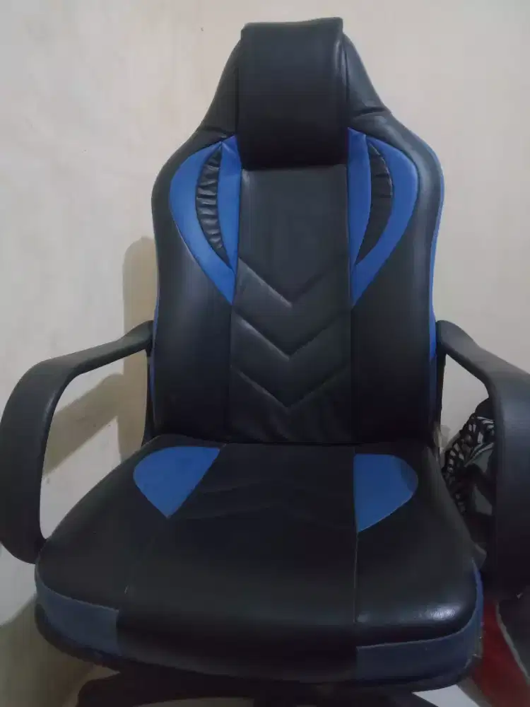 Bangku gaming second bagus