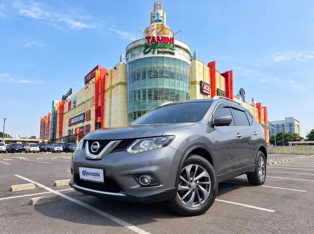 Angs Murah Nissan X-Trail 2.5 Bensin-AT 2015 Abu C8HMD