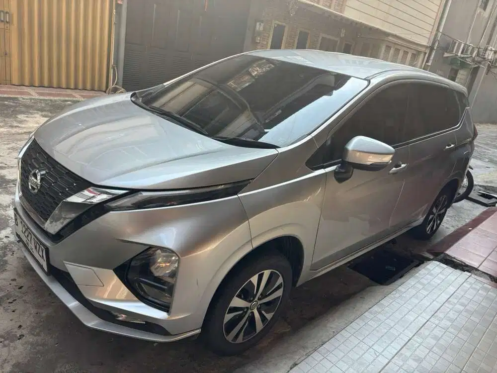 Nissan Livina 2019 VE 1.5 AT