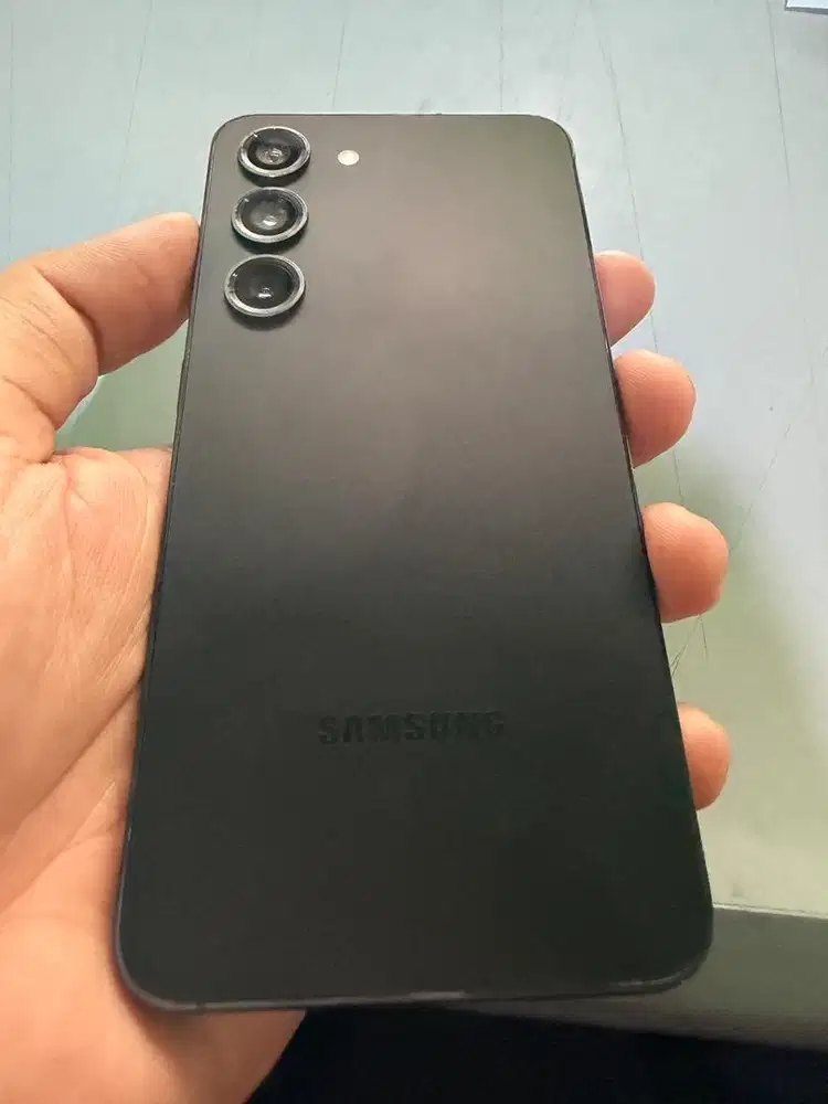 Samsung S23 basic 8/256 hitam