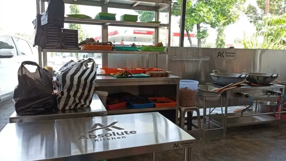 Meja pecel lele