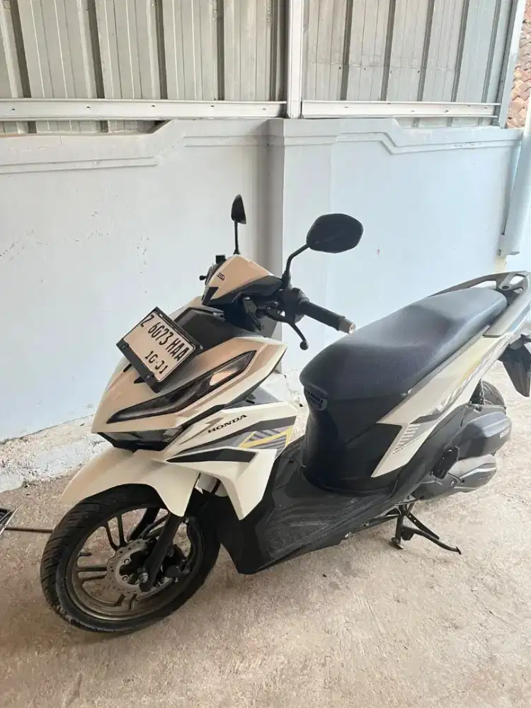 Vario125 lednew 2023
