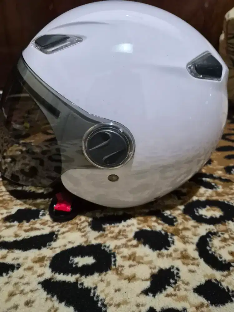 Helm GM putih size L