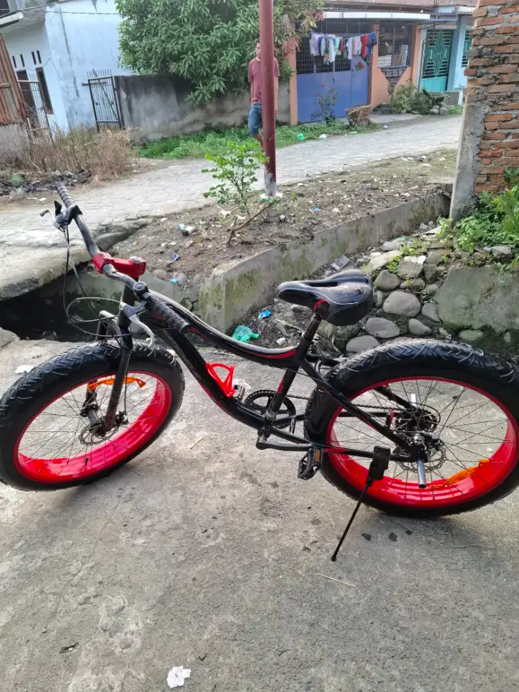 Sepeda fatman bike