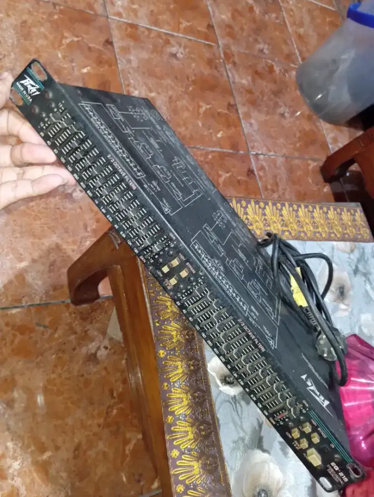 Equalizer peavey 215 made in usa