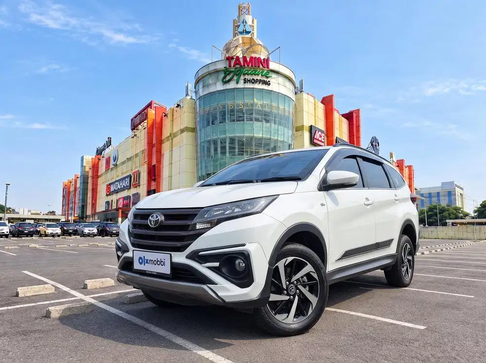 Angs Murah Toyota Rush 1.5 S GR Sport Bensin-AT 2022 Putih CVDHD