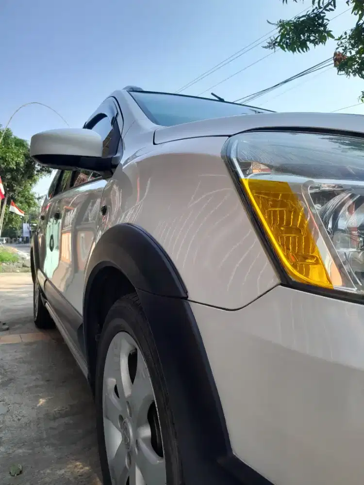 GRAND LIVINA XGEAR 2014 MATIC