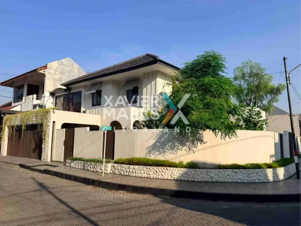 Rumah Darmo Permai selatan, Style Villa, Kontemporer, Murah, Strategis