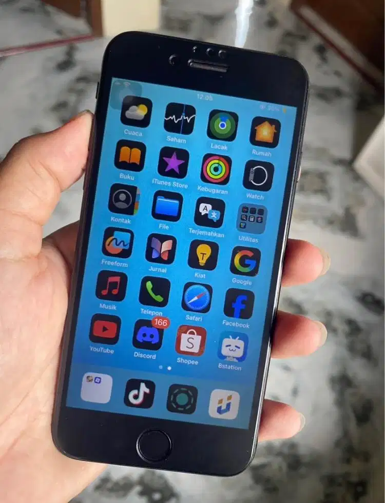 Iphone se 2020 ibox 64 gb