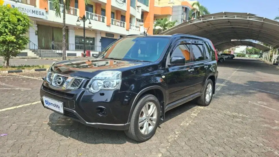Nissan XTrail 2.0 CVT Bensin AT 2014 Hitam