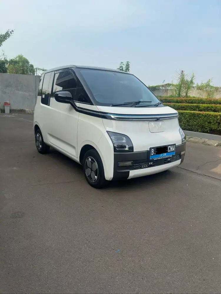 WULING AIR EV LONG RANGE 300KM 2023