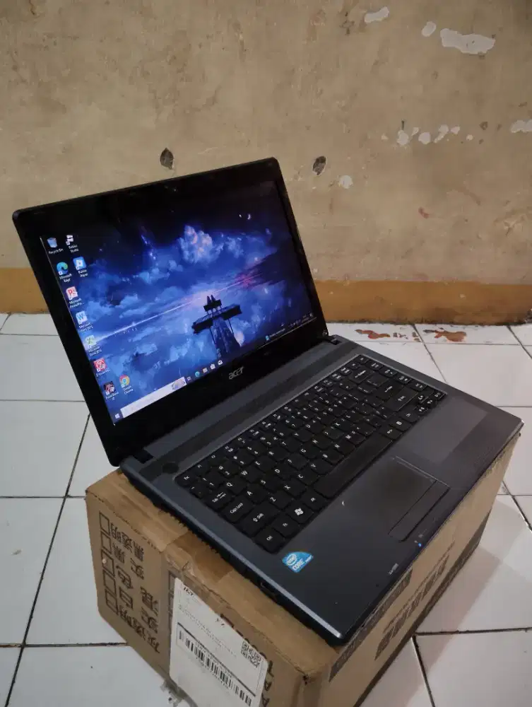 Laptop Acer Aspire 4739