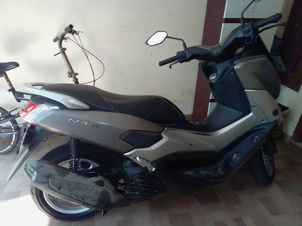 DIJUAL Yamaha NMAX tahun 2016 Abu-Abu