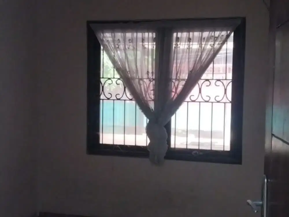 Disewakan Rumah Beserta Kios Di Jakasampurna #4657