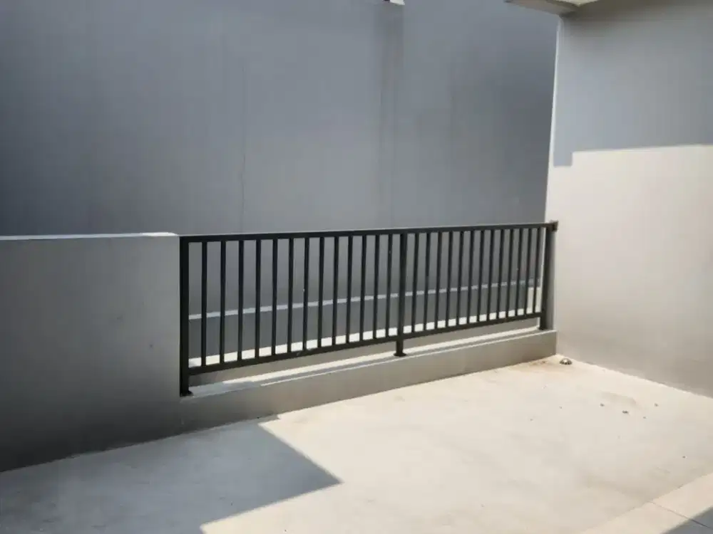 Dijual/Disewakan Rumah Z Living Cluster Sky Garden Di Grand Wisata Bekasi #4661