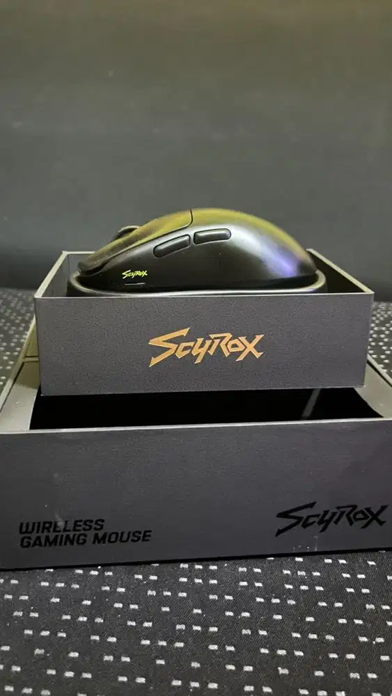 Mouse Scyrox V6 Fullset Like New (Lamzu Sub Brand)