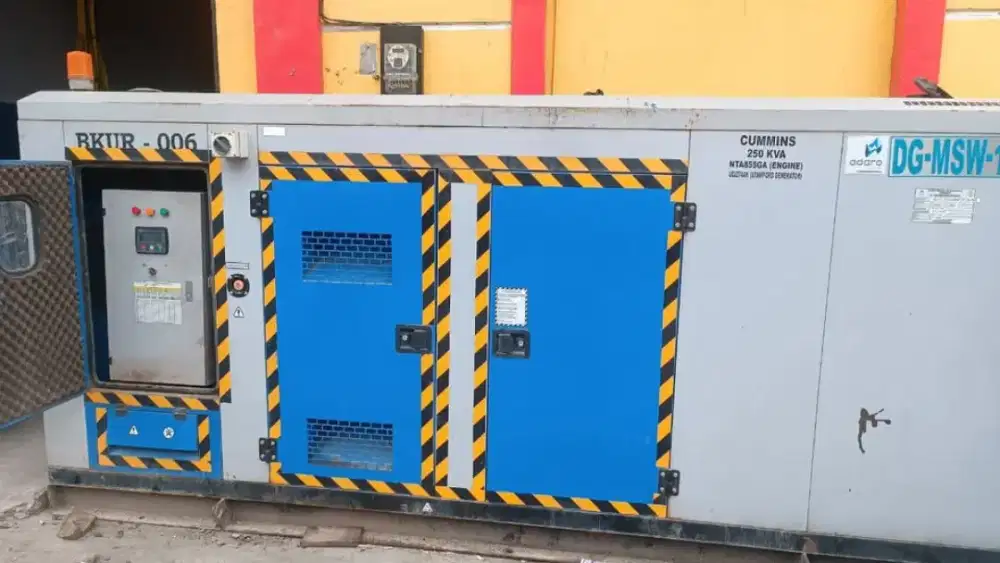 GENSET CUMMINS 250 KVA BEKAS, READY FOR USE, HM RENDAH, JAMIN PUAS!!