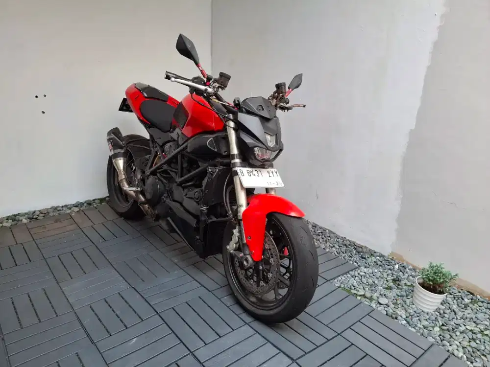 Moge ducati street fighter fp
