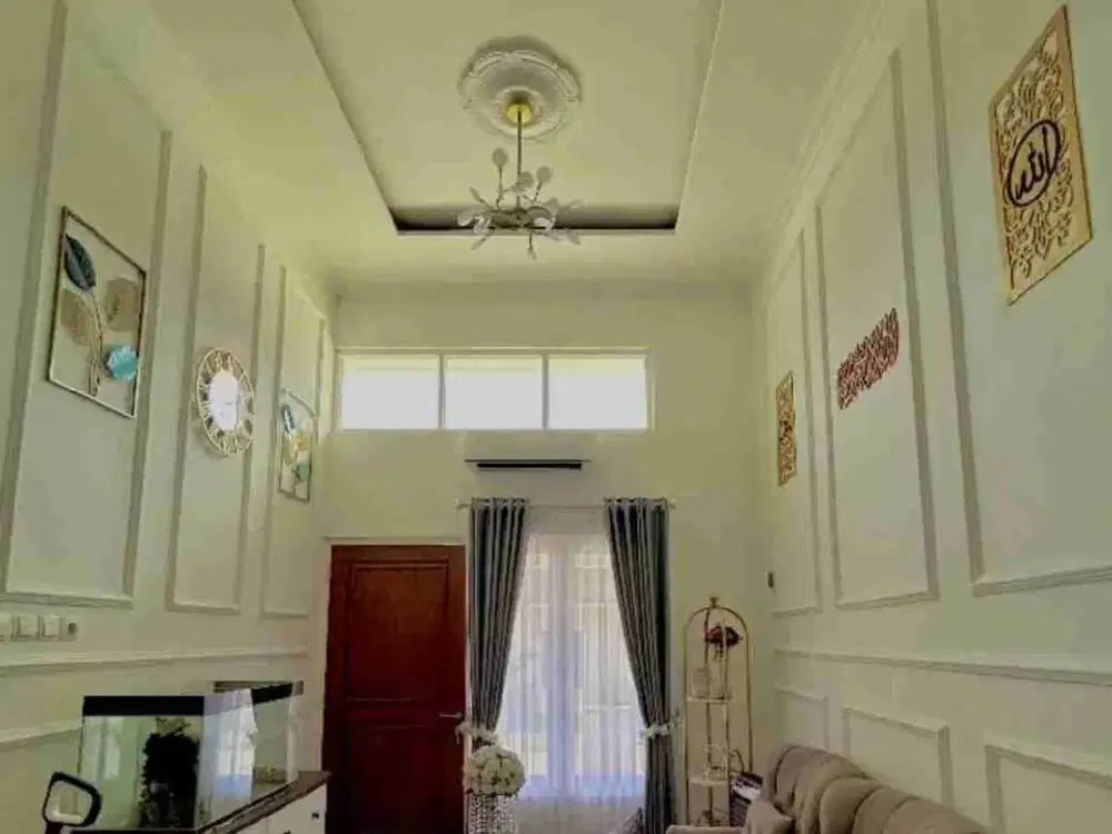 Rumah dengan Interior Cantik di Perumahan Cluster Ungaran