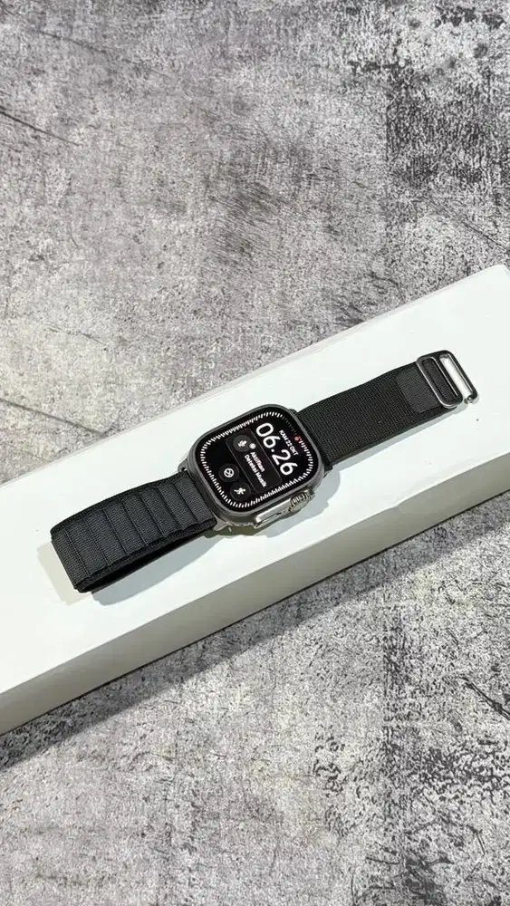 Apple Watch Ultra 2 49mm Titanium Ex Inter