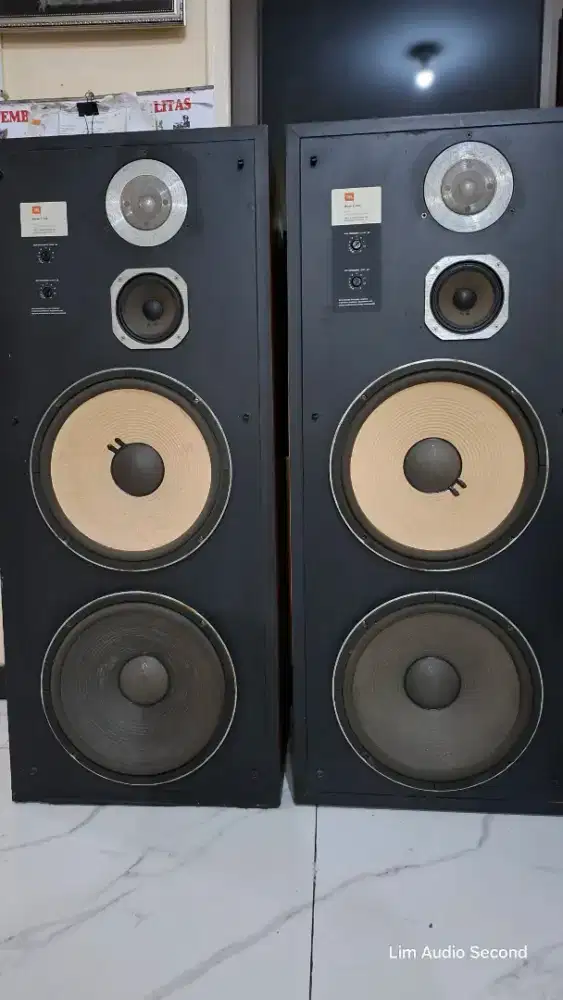 Jbl. L150a. Usa