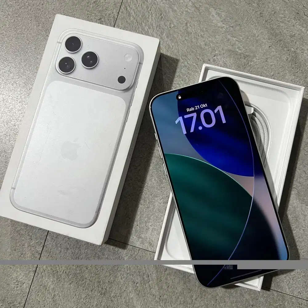 Iphone 17 pro max 256 gb ibox silver pemakaian singkat