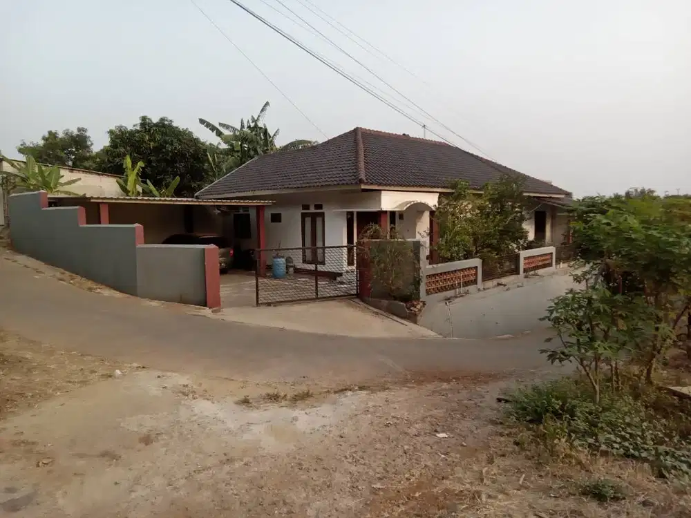 Dijual rumah strategis dekat pintu tol