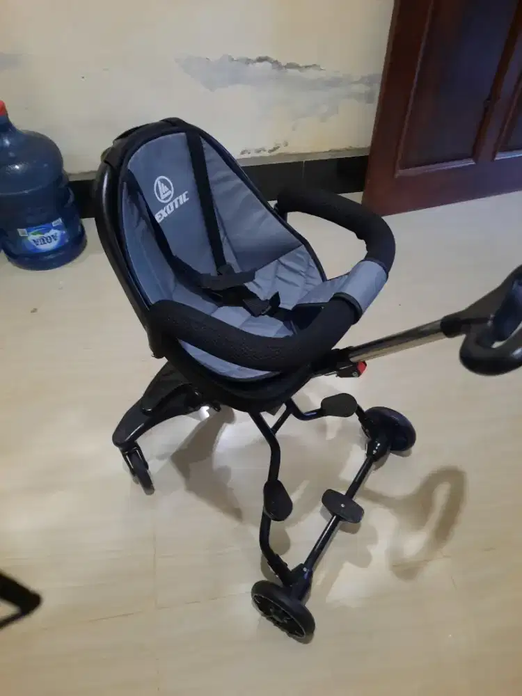 Stoller untuk bayi. Di jual segera