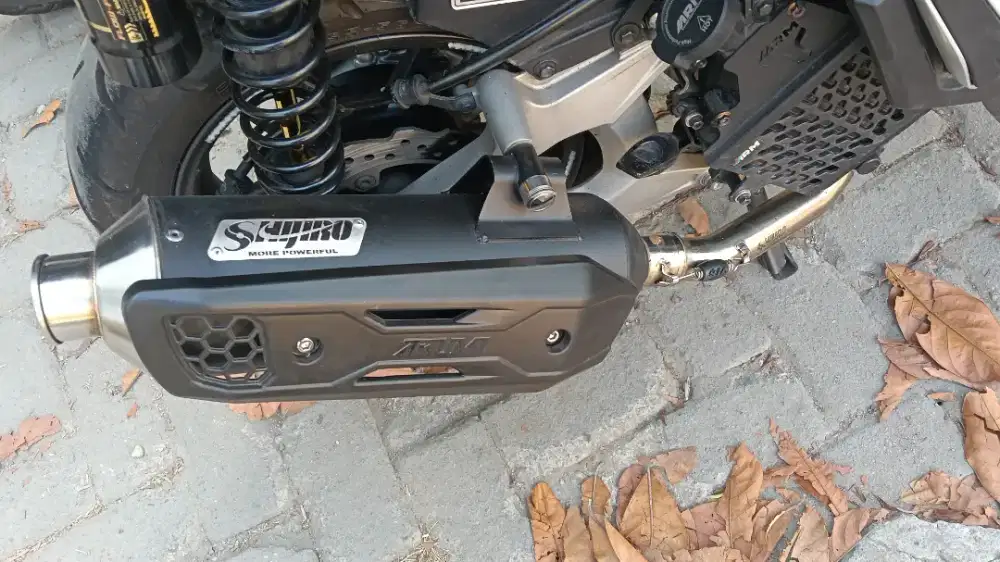 Knalpot Shijiro To ADV 160