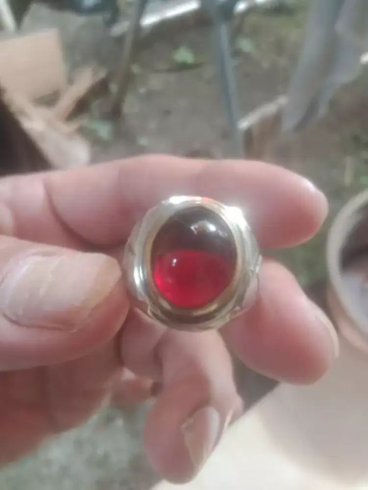 Cincin batu merah siam natural
