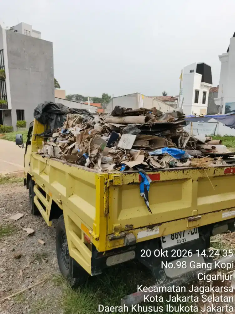 Jasa buang puing dan sampah