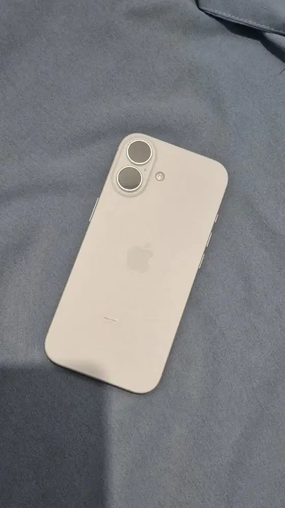 Sale iphone 17 basic 256gb silver bergaransi