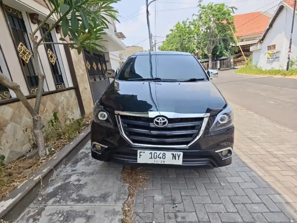 Kijang Innova diesel matic 2014