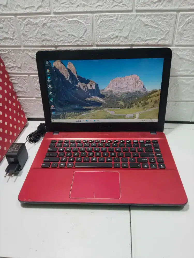 Laptop Asus X441M Ram 4 GB Hardisk 1 TB Siap Pakai