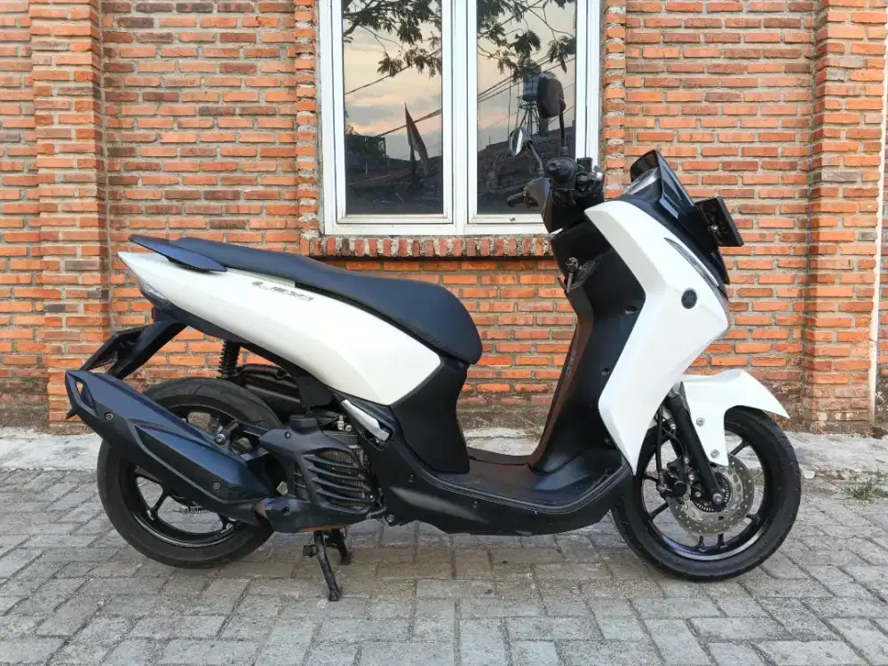 Yamaha Lexi 125 VVA SSS 2021 Mulus Pajak On 2027