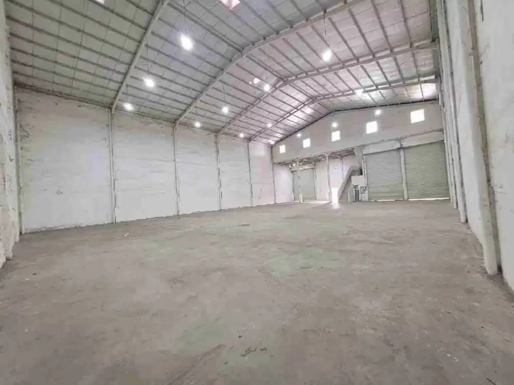 Disewakan Gudang Denga Loading Dock Siap Pakai Di Delta Silicone Cikarang