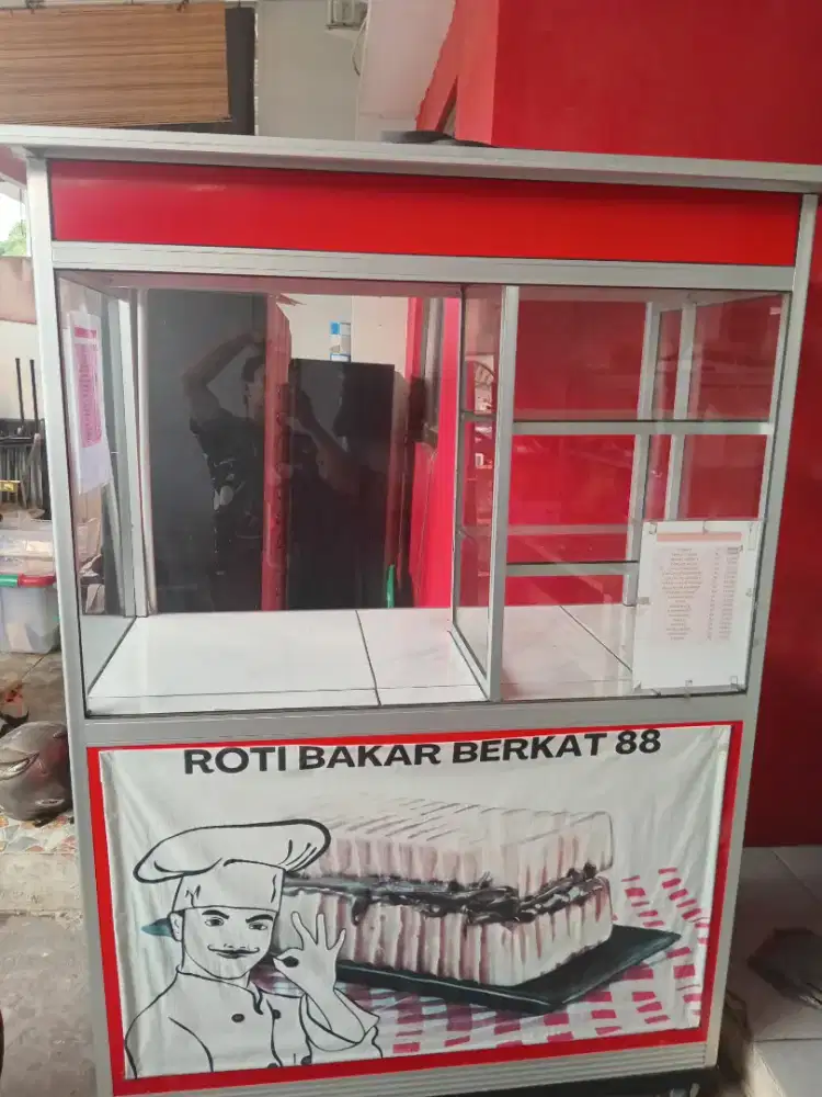 Etalase bekas Kaca