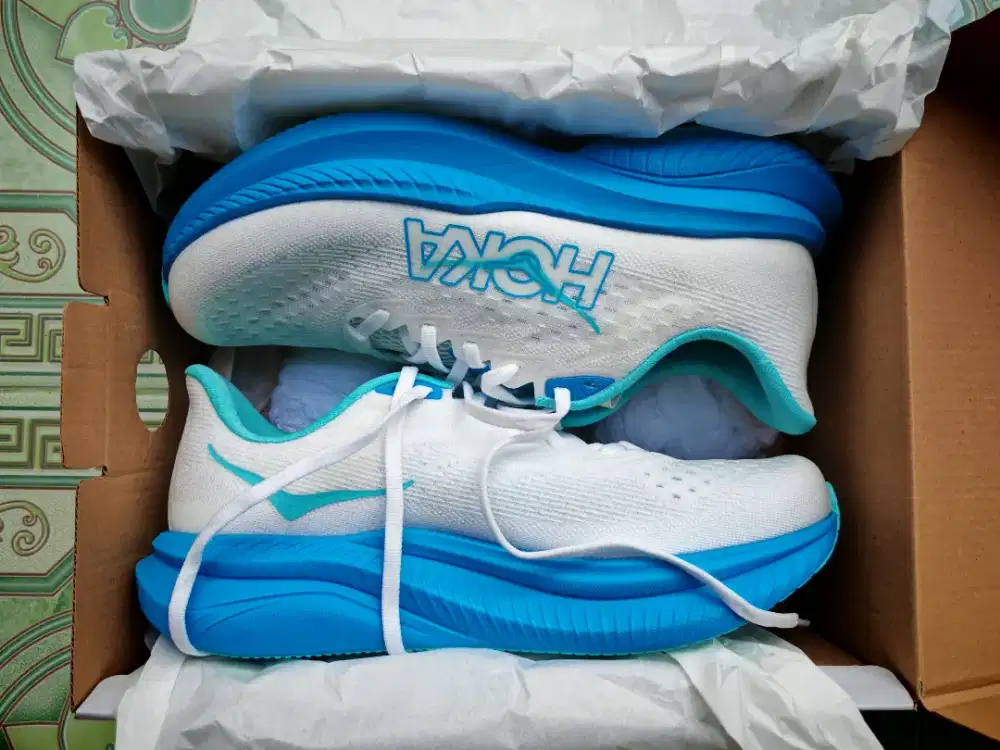 Sepatu lari hoka mach 6 BNIB ga jadi pakai