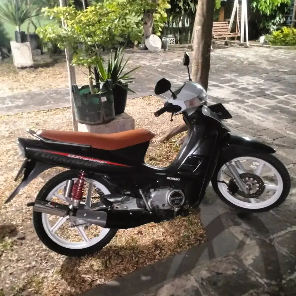 Suzuki Tornado 95 konds ready